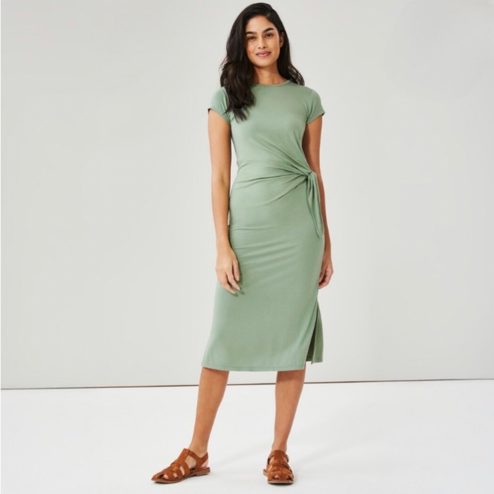 Elegant Green Midi Dress